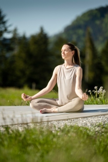 Yoga unter freiem Himmel