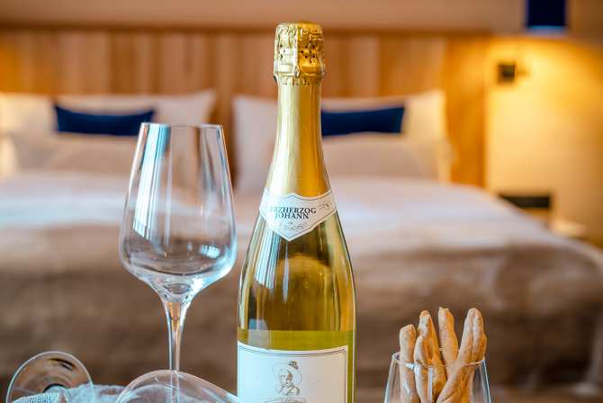 Sekt- Zimmer