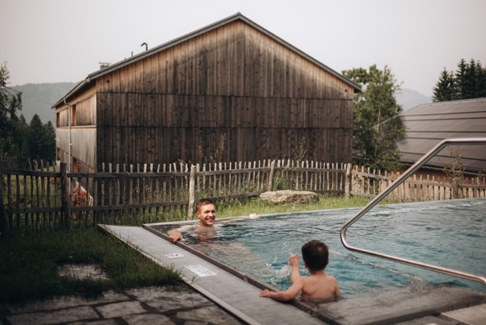 Familiensommerferien Hotelpool